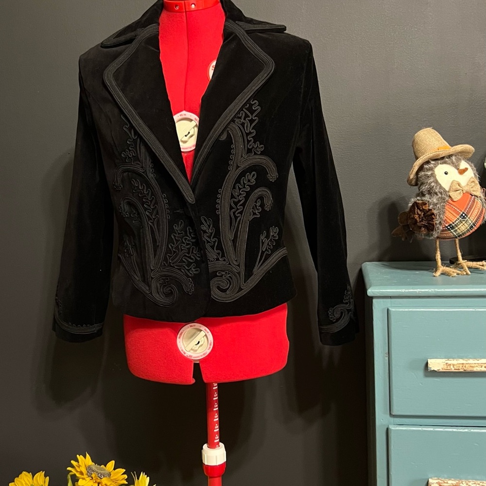 Reba Black Velvet Embroidered Blazer